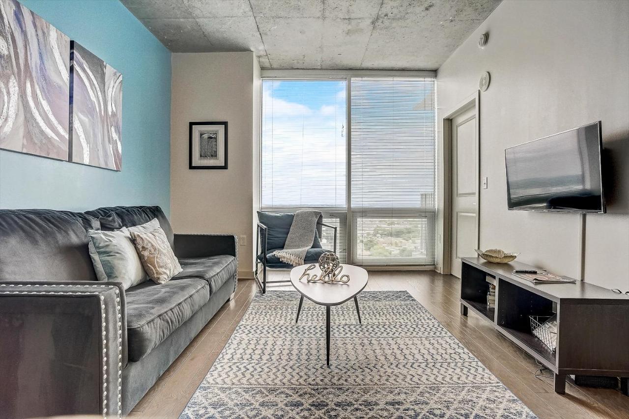 شقة Frontdesk Skyhouse Apts Uptown تشارلوت الغرفة الصورة